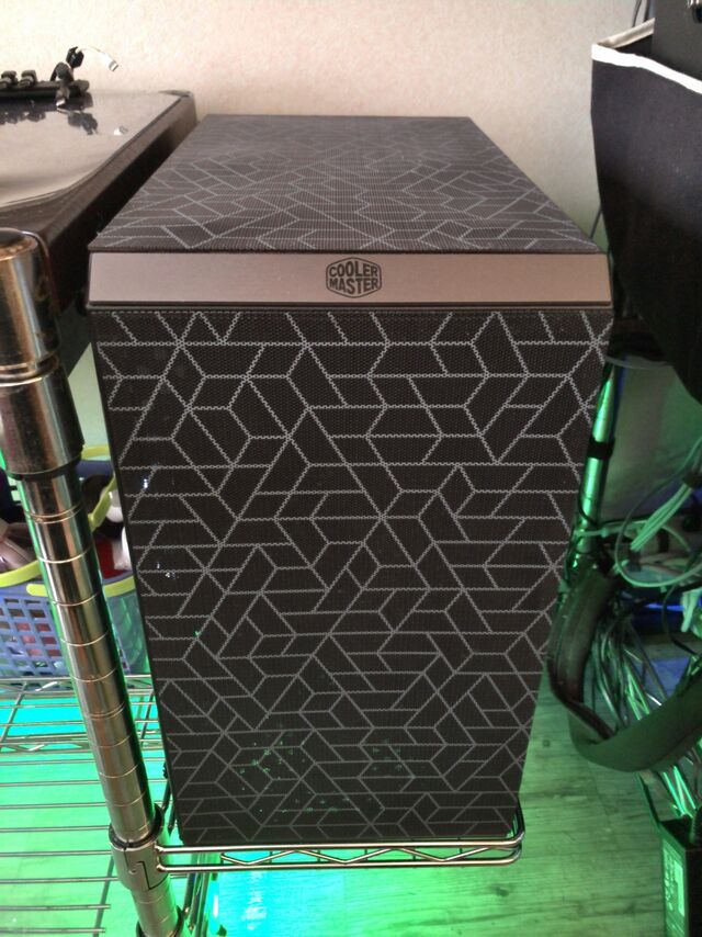 640px-Tky-epyc01-01-front.jpg